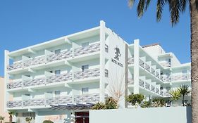 Azuline Hotel Pacific 3*